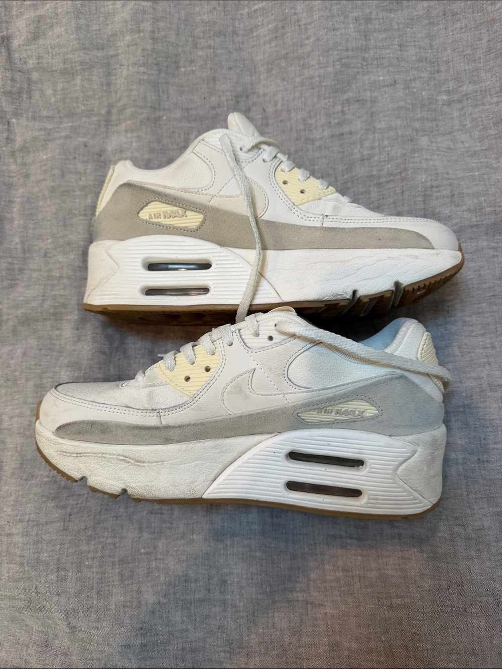 Nike Air Max Women’s Low-Top Sneakers — Cream & White - Picture 6 of 8